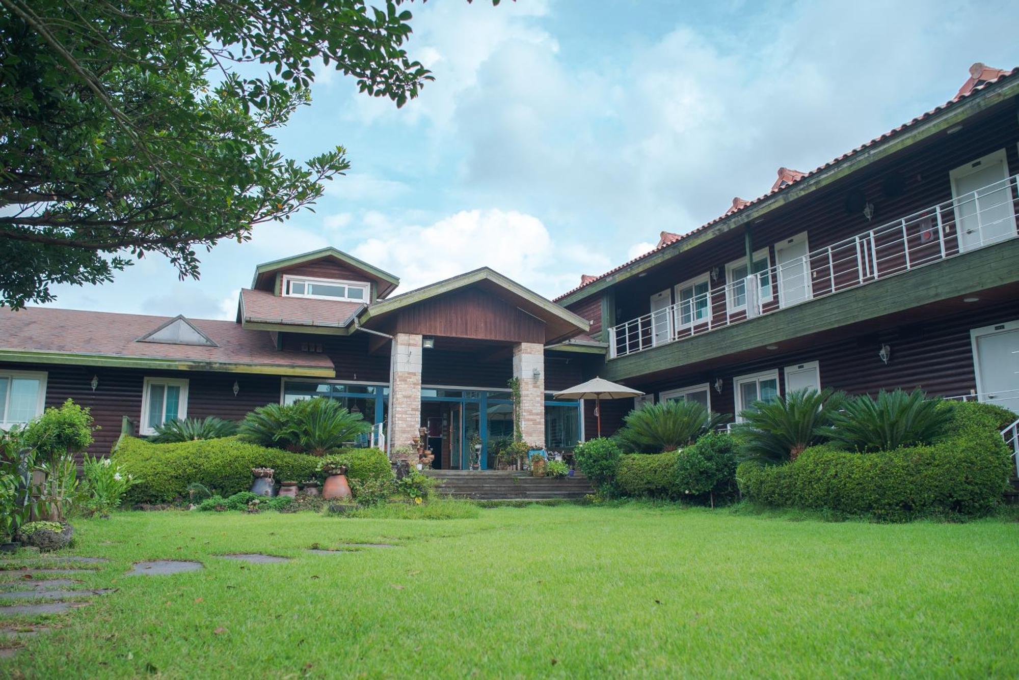Green Narae Pension Seogwipo Exterior foto