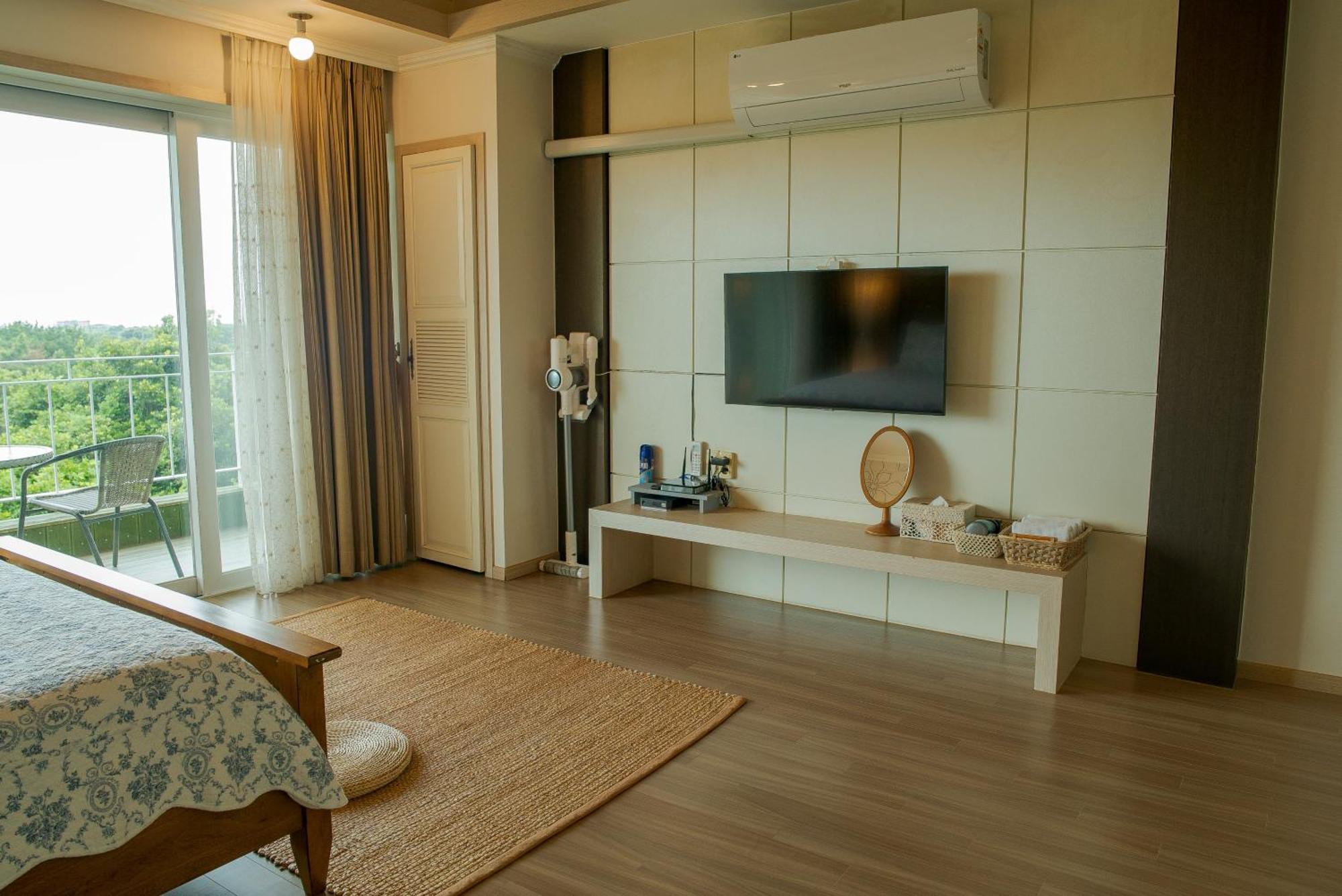 Green Narae Pension Seogwipo Exterior foto