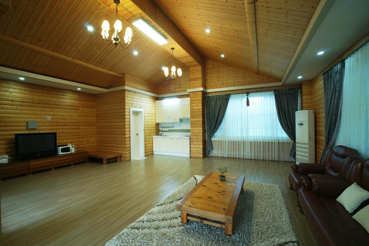 Green Narae Pension Seogwipo Exterior foto